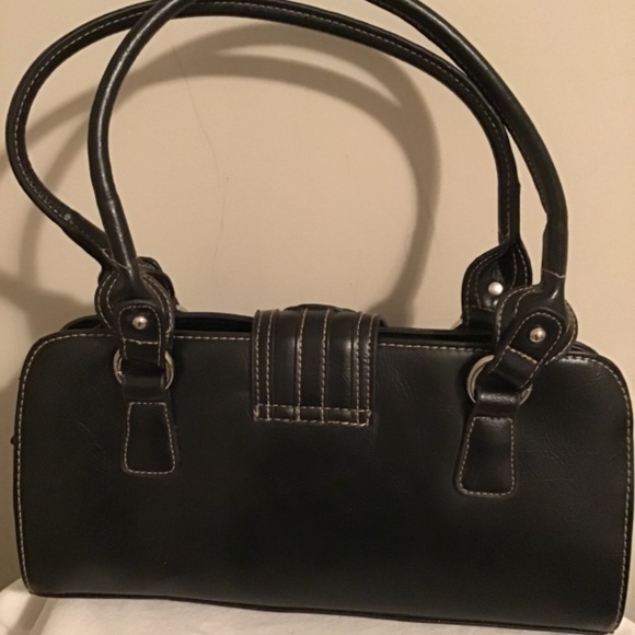 😎NWT, ROSETTI, shoulder purse, 3 interior compartments/ 2 zips compartment - Picture 4 of 6